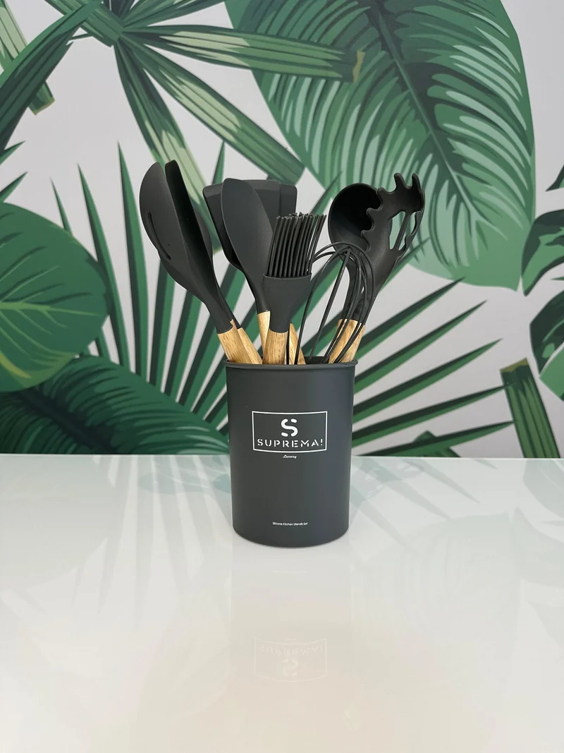 Set Mestoli in Silicone 11 Pezzi – Eleganza e Praticità per la Tua Cucina