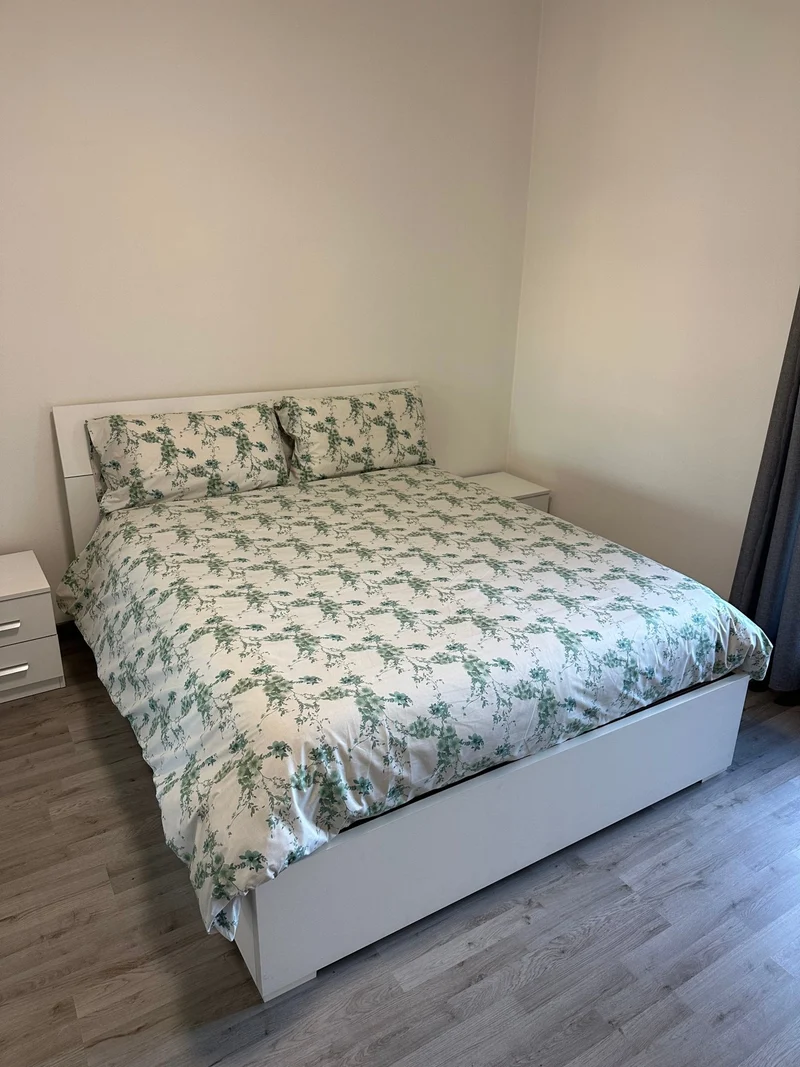 Copripiumino Matrimoniale Fantasia a Fiori – Comfort e Qualità 🌸