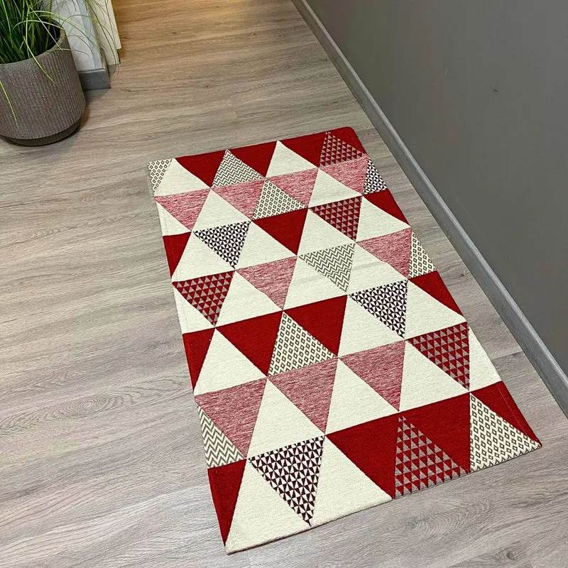 Tappeto Triangoli 65x115 cm: Moderno, Elegante e Pratico per Casa